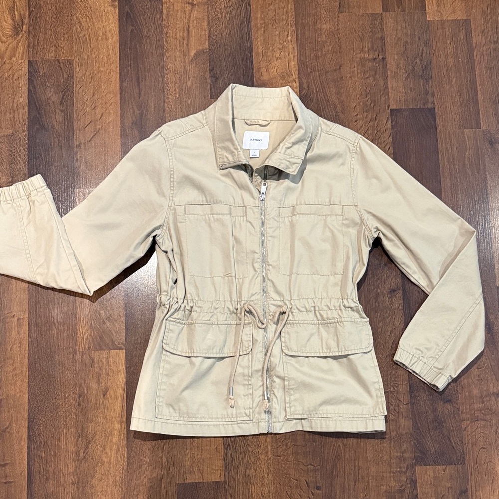 Old Navy Twill Field Utility Jacket with Drawstring Waist (size LARGE)